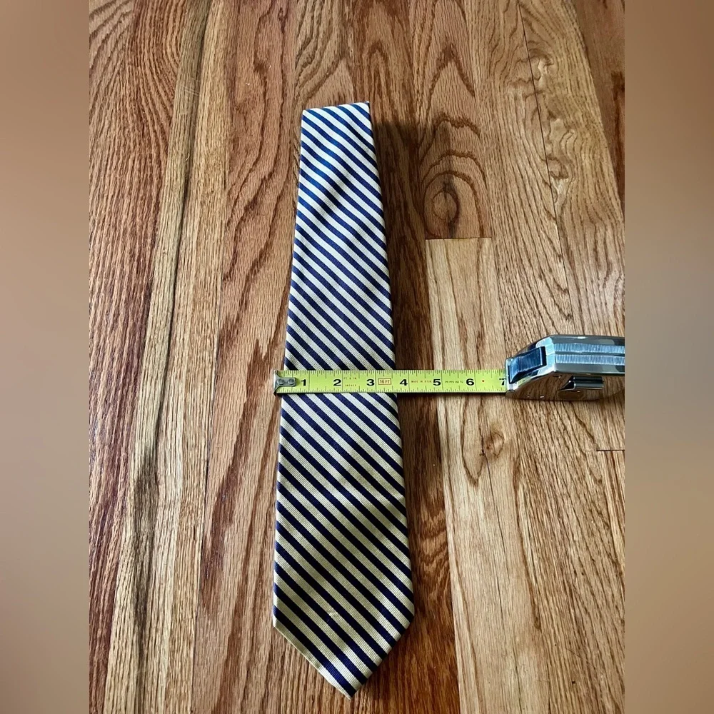Brooks Brothers Silk Tie blue and gold stripes